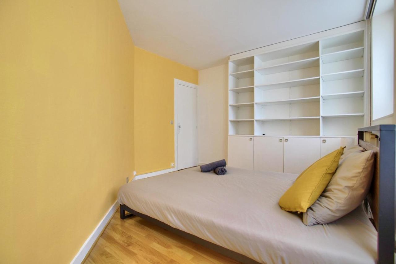 2 Bedrooms Tour Eiffel Breteuil パリ エクステリア 写真